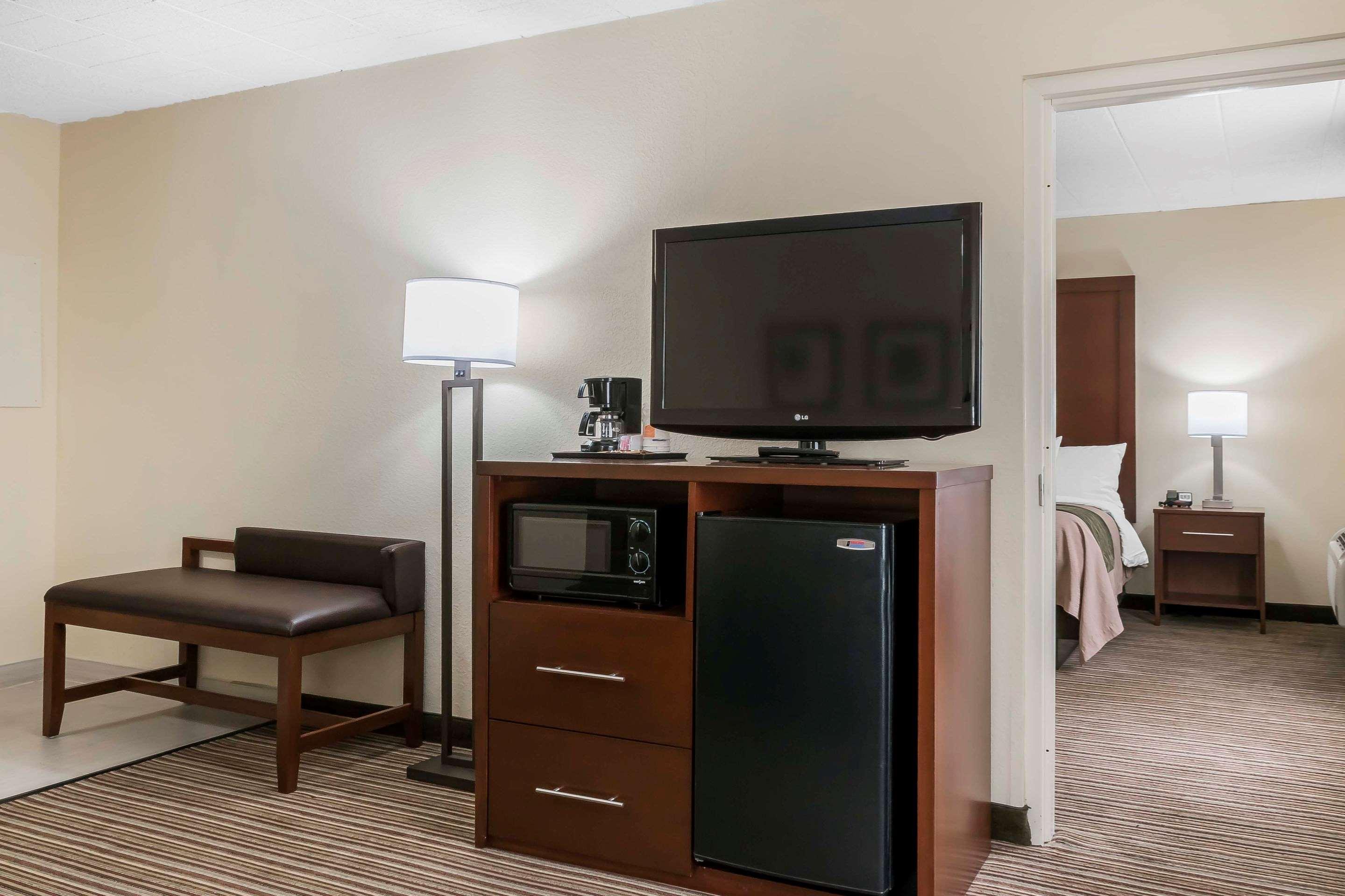 Comfort Inn - Pocono Mountains Уайтхейвен Экстерьер фото